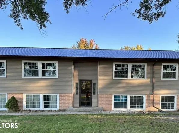 651 W Davis St, Davis City, IA 50065