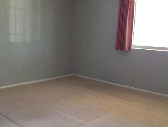 5th image of 4220 E Capri Ave