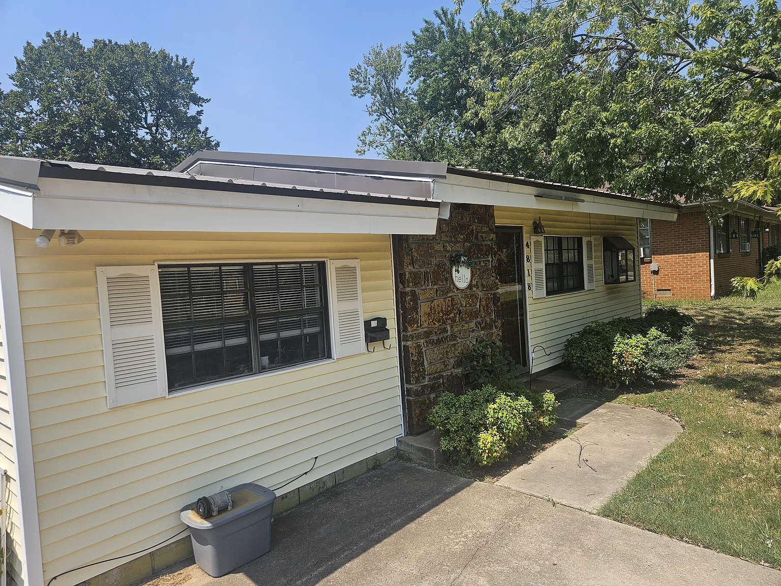 2 bed, 1422 sqft, $1,000 — Photo 3