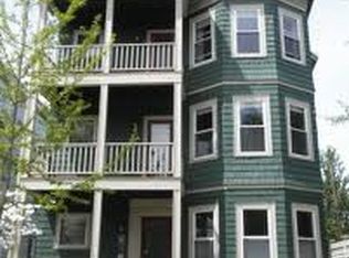 48-52 Vine St, Bridgeport, CT 06604