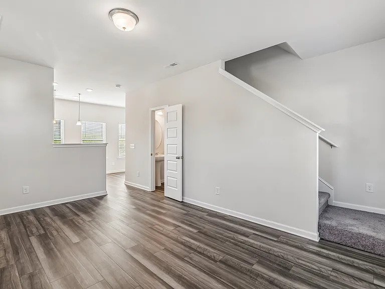 1017 Pinnacle Pkwy — Photo 13