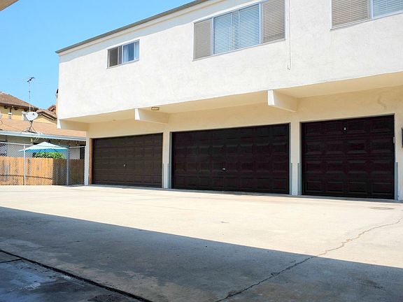 5th image of 2610 Carnegie Ln APT F