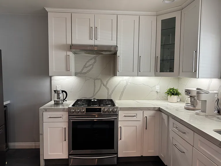 6015 Varna Ave — Photo 12