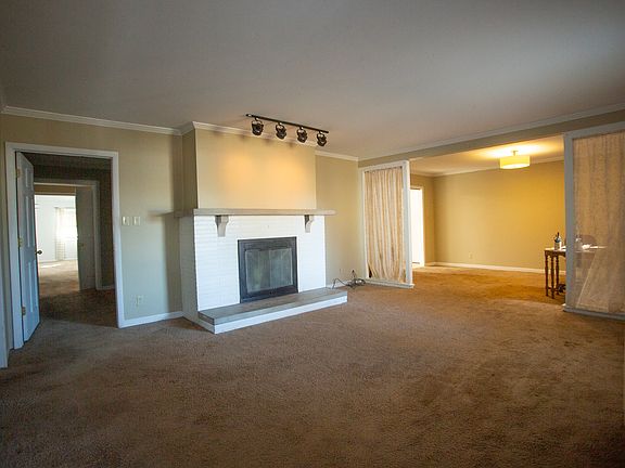 2nd image of 7301 Mardyke Ln