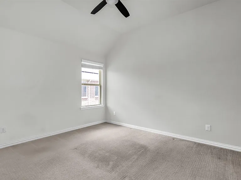 6333 Hall Rd #1 — Photo 12
