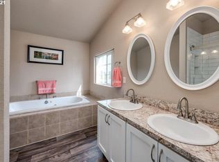 14625 SW Brickyard Dr, Sherwood, OR 97140