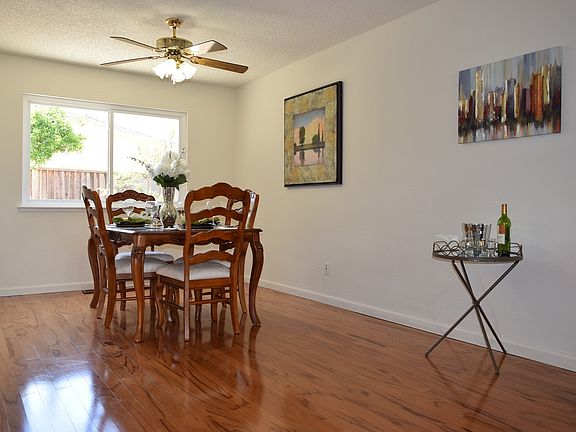 4th image of 2503 Scottsdale Dr