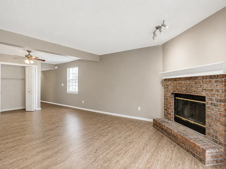 Brookwood Village Townhomes — Photo 24