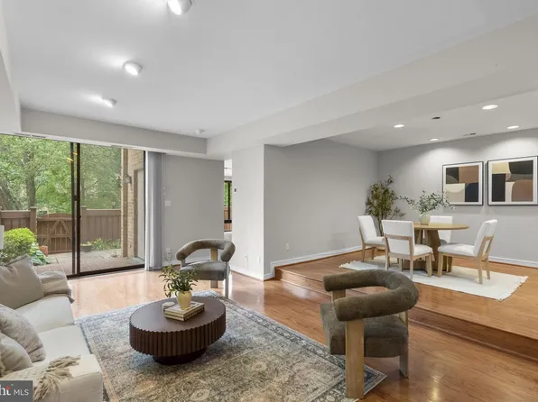 11420 Strand Dr #R-010, Rockville, MD 20852