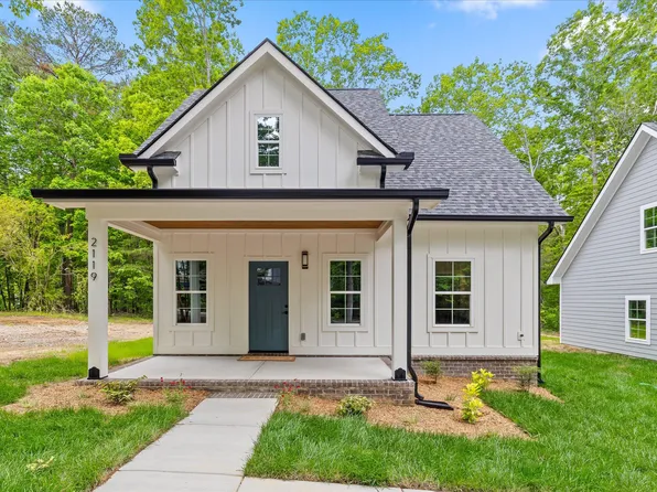 2119 Oak St, Signal Mountain, TN 37377