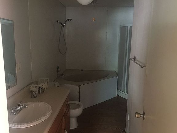 4th image of 41 Park Cir
