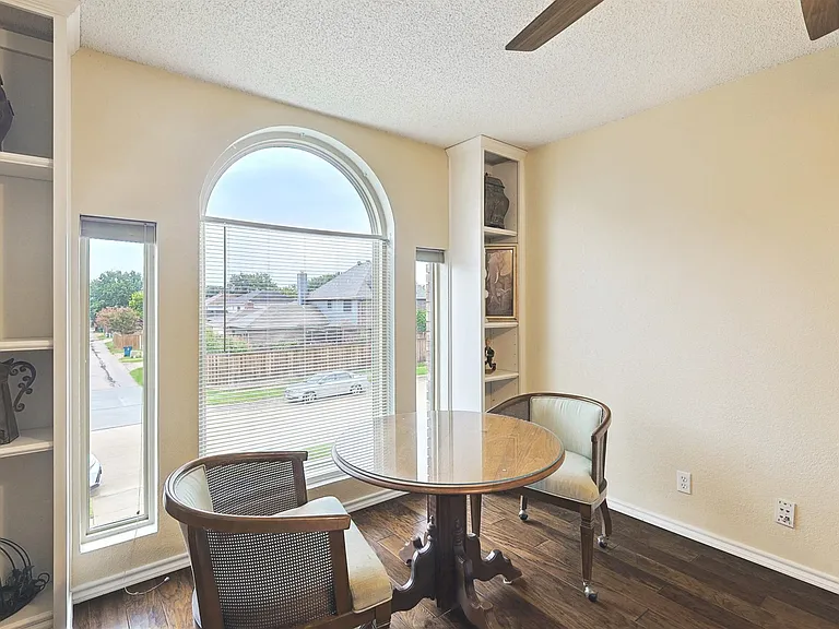 2080 Kamla Rd — Photo 42