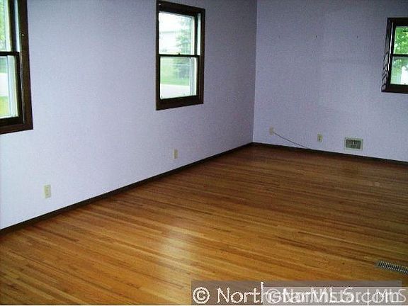 4th image of 5700 Washington St NE