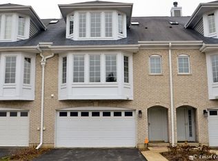 1006 N Glenview Ct, Palatine, IL 60067