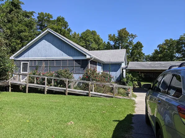 6364 Pocahontas Club Rd, Virginia Beach, VA 23457