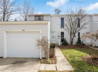 184 Deepwood Dr, Wadsworth, OH