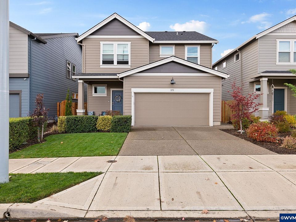 1st image of 371 Himalaya St NE