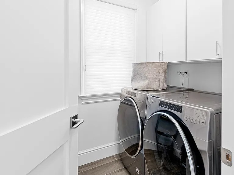 30 Village Green Dr — Photo 11