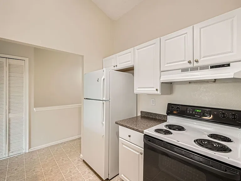 4543 Lamplighter Cir — Photo 13