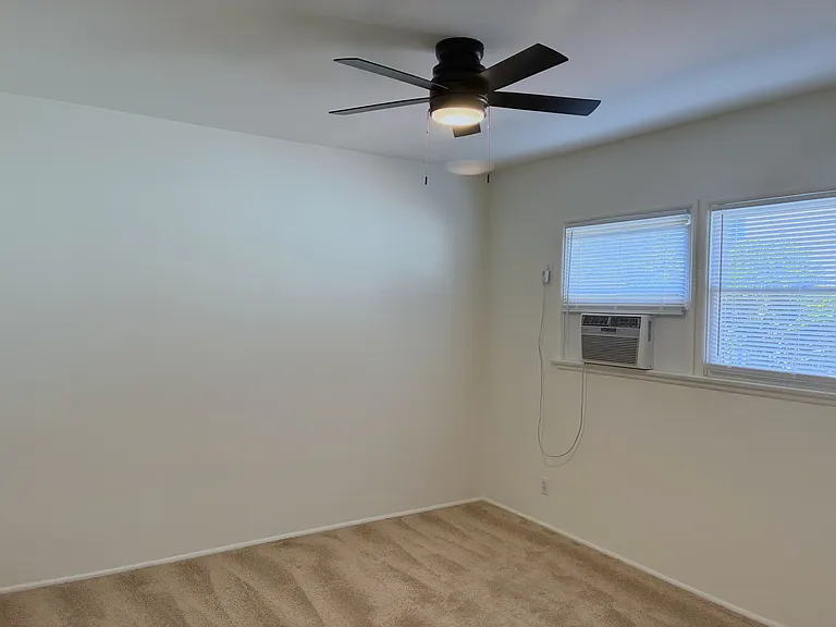 658 Ivy St #2 — Photo 13