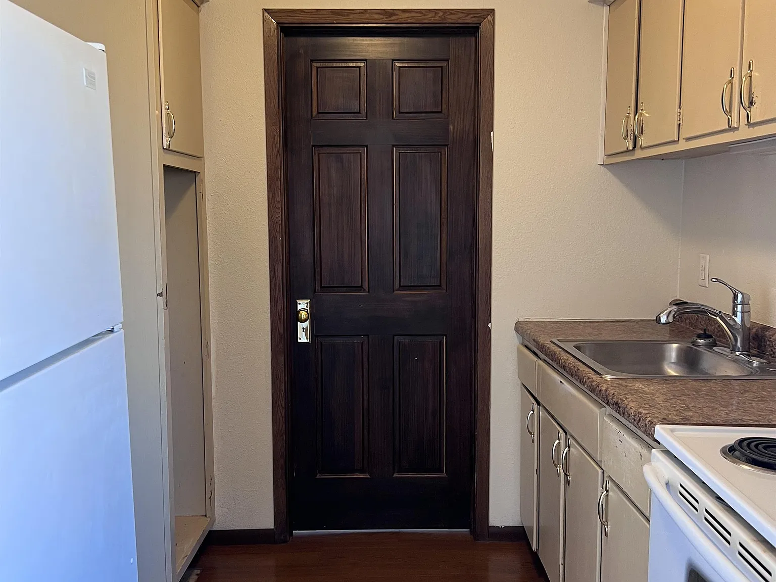 241 South Madison Street - 101 — Photo 1