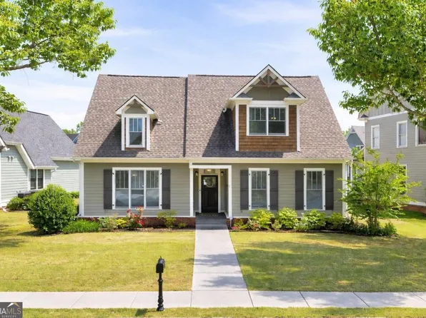27 Grove Park Cir, Cartersville, GA 30120