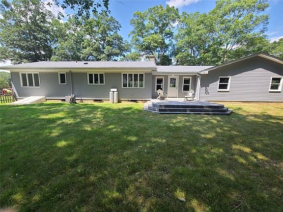 2nd image of 426 South County Trl