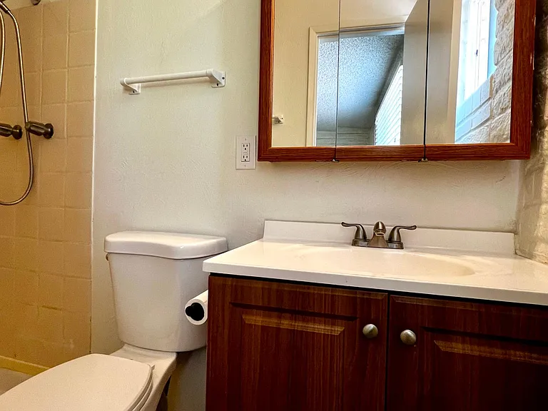 8024 E Victoria Dr — Photo 19