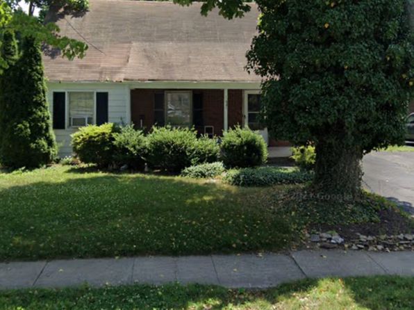 621 Greenbrook Rd