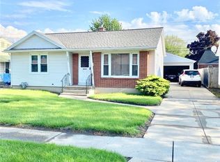 151 Seton Rd, Cheektowaga, NY 14225