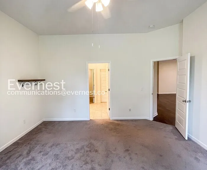 806 Sunset View Dr — Photo 11