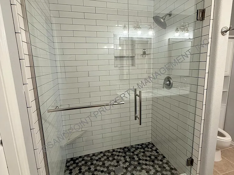 1204 Forsythia Ave — Photo 21