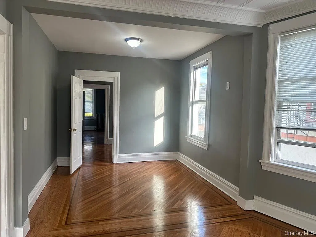 2 bed, 1.0 bath, 960 sqft, $2,800 — Photo 2