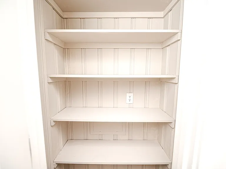 310 Park Ave — Photo 19