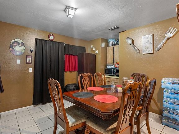5th image of 19160 Miami BLVD #162