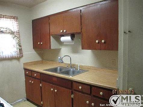4th image of 1503 Moortown Dr