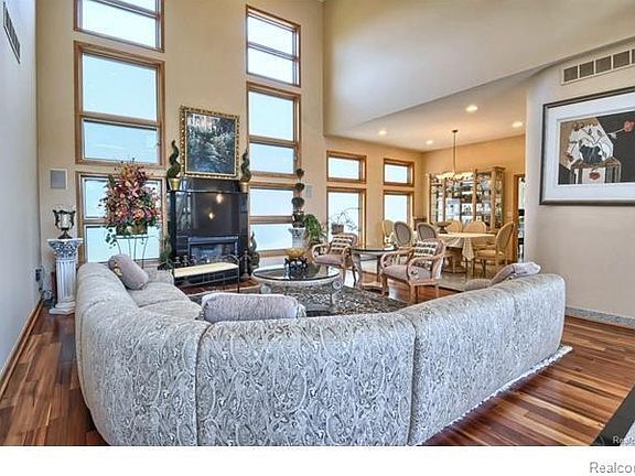 5th image of 1071 Forest Bay Ct