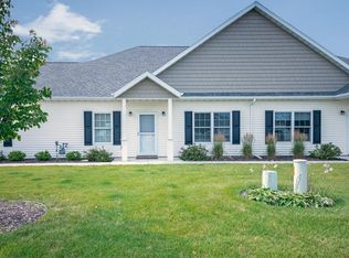1812 Peachtree Path, Stevensville, MI 49127