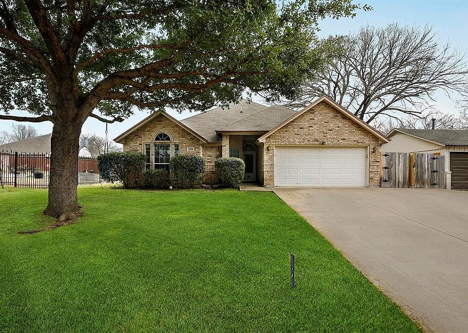 1st image of 3816 Dawn Dr