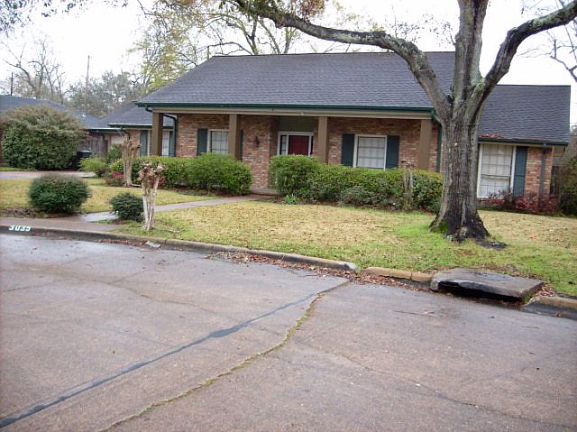 1st image of 3035 Eugenia Ln