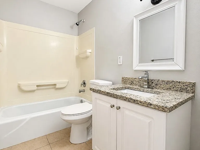 1572 Cypress Dr — Photo 9