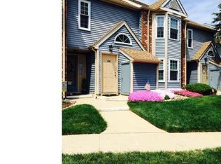 69 Pinewood Dr, Hamilton, NJ 08690