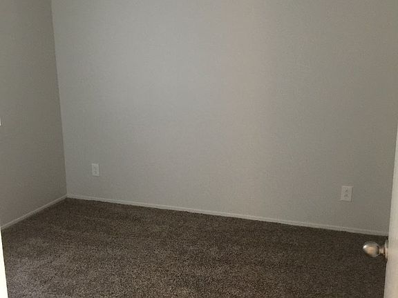 5th image of 3065 54th St APT 02