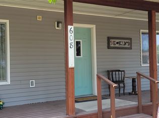 608 6th St E, Polson, MT 59860