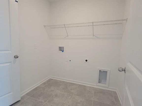 2nd image of 5004 Worchester Dr