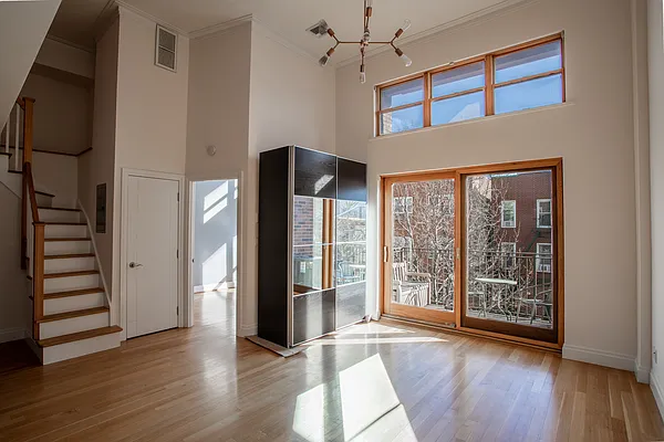 Rented by Bond New York | media 6