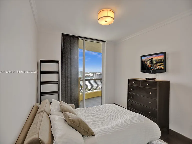 17875 Collins Ave #3005 — Photo 47