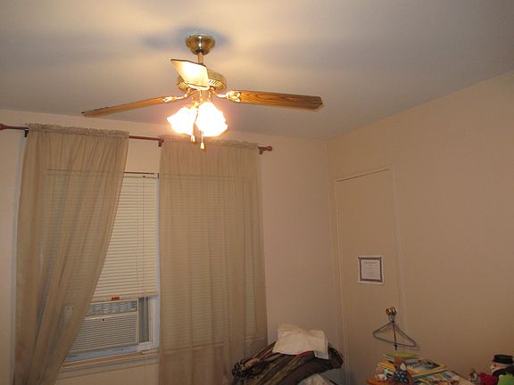 3rd image of 725 Joralemon St Unit 64