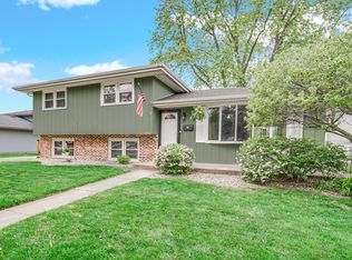 328 N Ernest St, Griffith, IN 46319