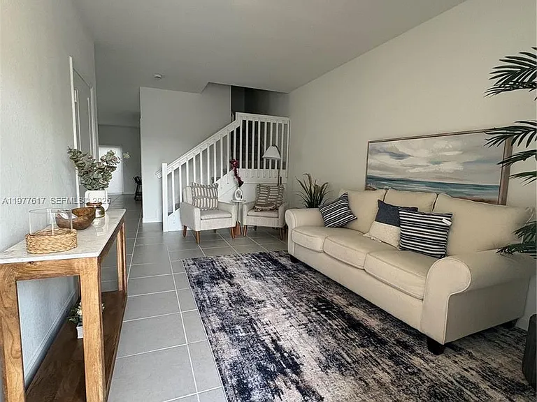 2409 SE 28th St #2409 — Photo 6